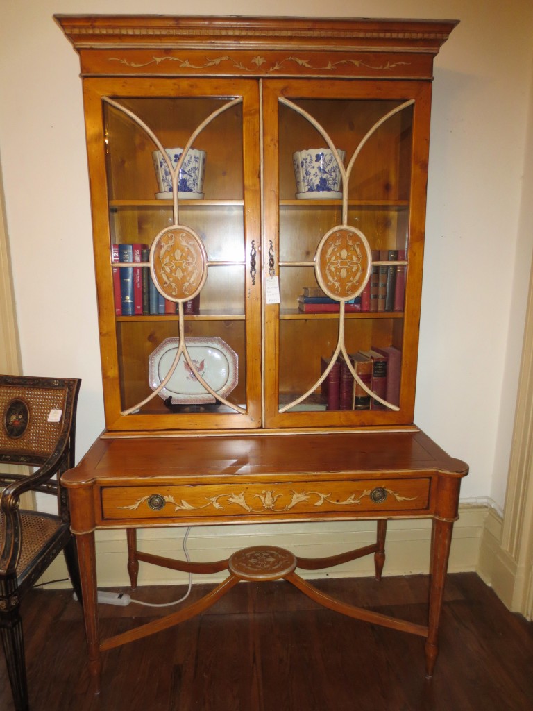 Display Cabinet