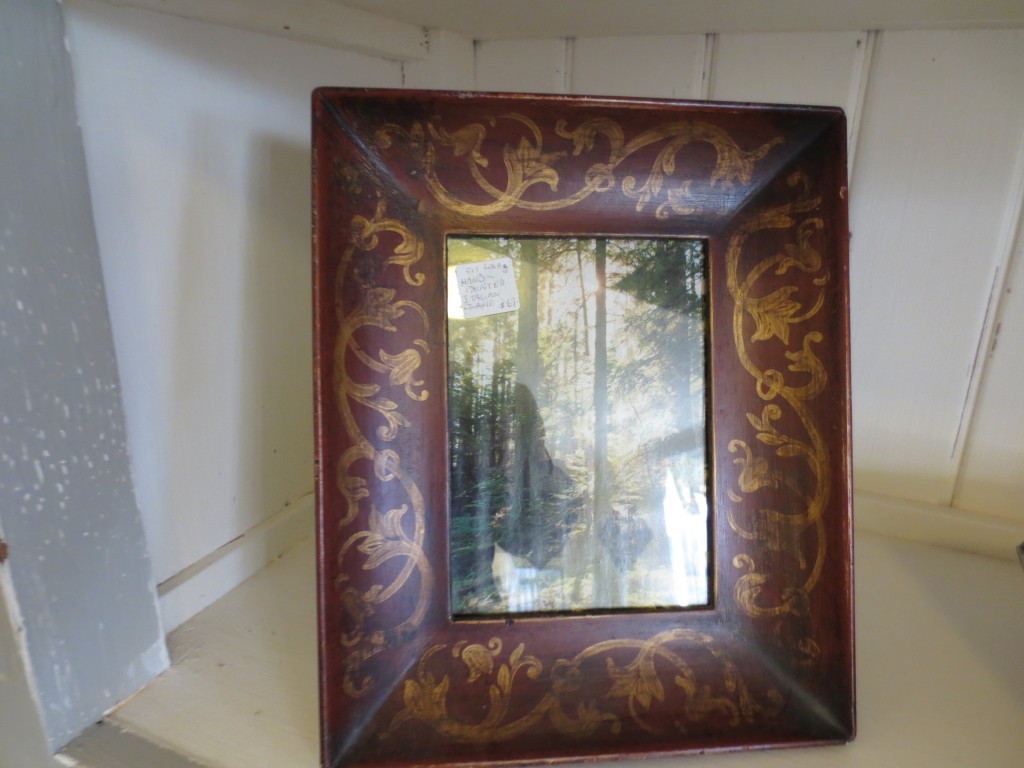 Picture Frames, Prints, Oils, & Mirrors