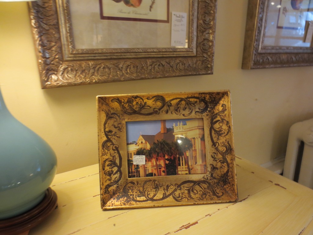 Picture Frames, Prints, Oils, & Mirrors