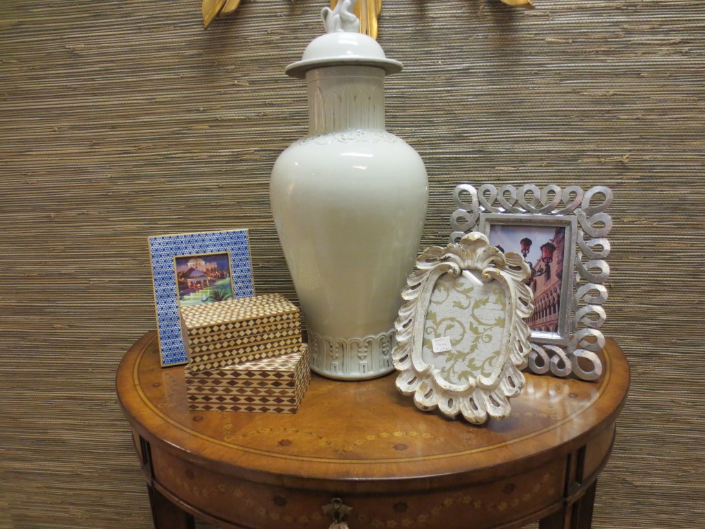 Gifts, Picture Frames, Pillows, Prints, Lamps, Rugs, & Tables