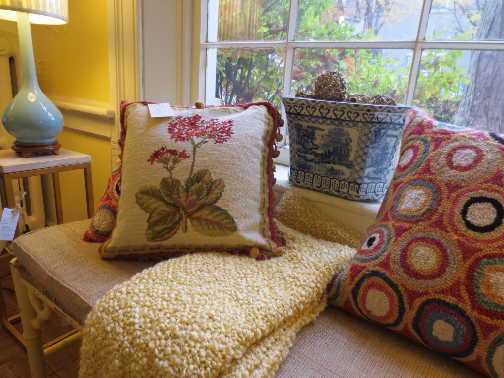 Gifts, Picture Frames, Pillows, Prints, Lamps, Rugs, & Tables