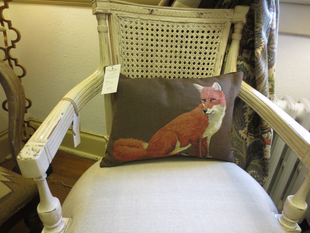 Gifts, Picture Frames, Pillows, Prints, Lamps, Rugs, & Tables