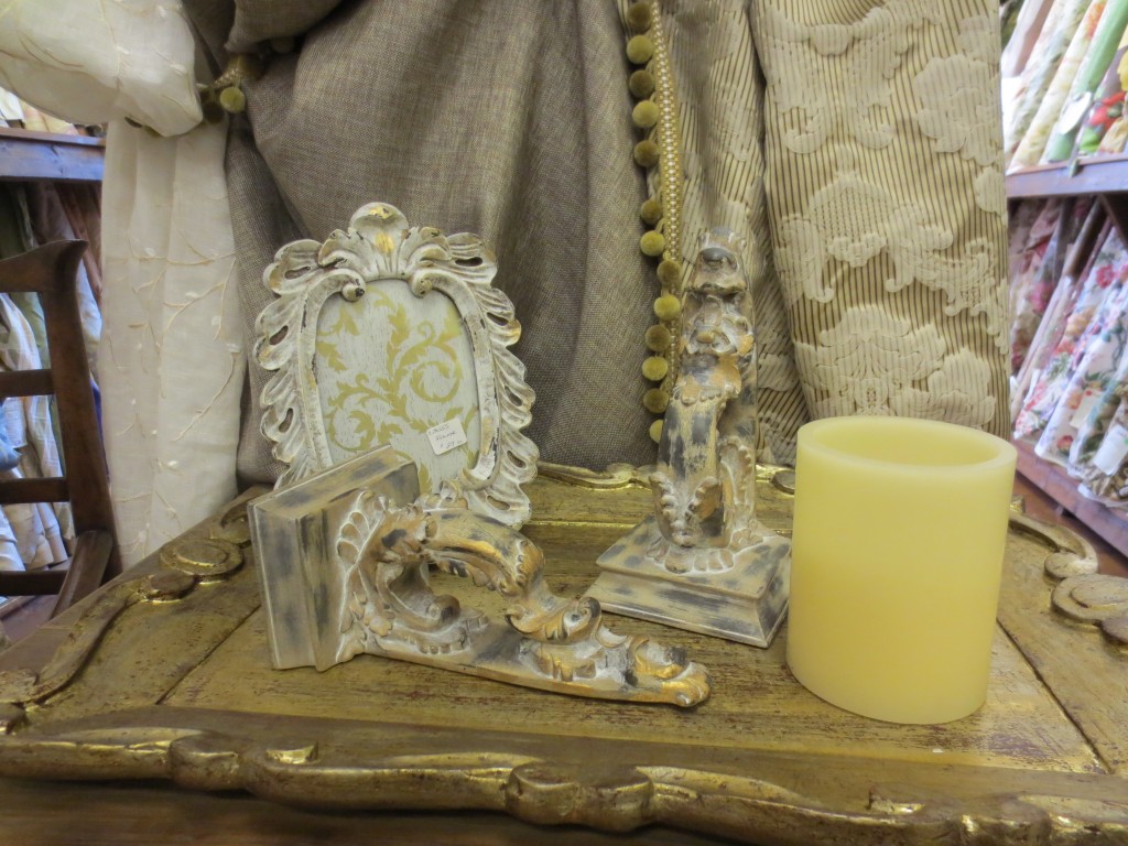 Picture Frame & Accessories